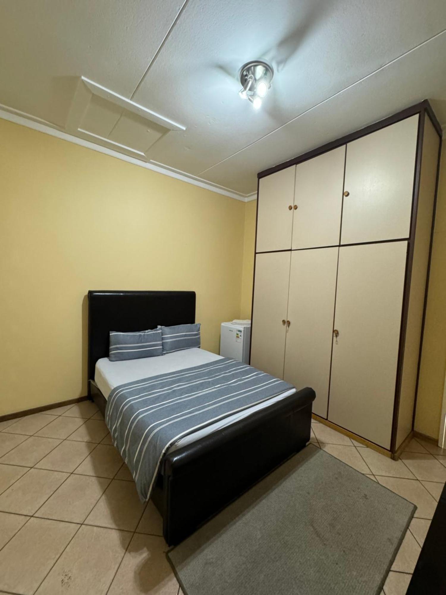 Ramblers Self Catering Accommodation ウィントフーク エクステリア 写真